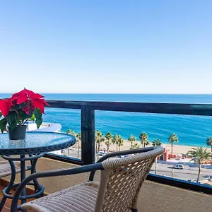 https://beachfront-apartment-with-sea-views-aloha-playa-benalmadena.1costadelsol.com